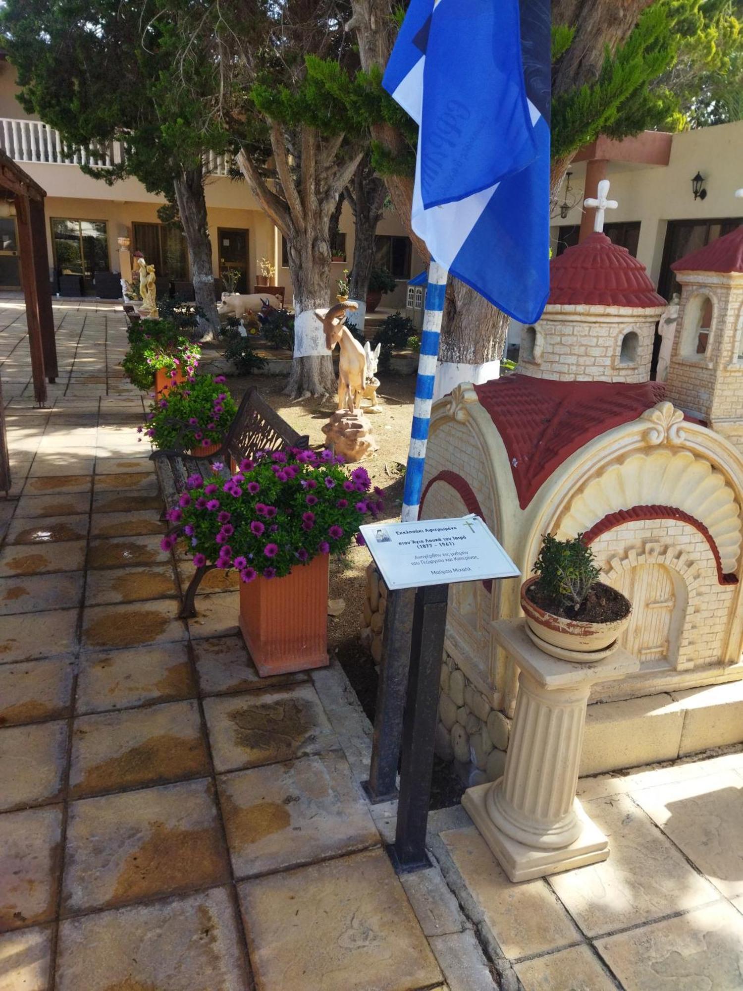 Anastasia Holiday Apartments Paphos Eksteriør bilde