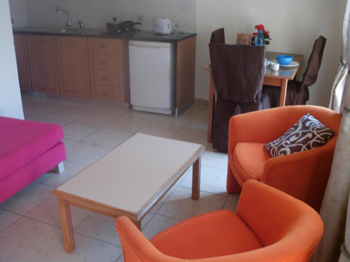 Anastasia Holiday Apartments Paphos Eksteriør bilde